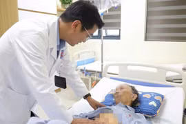 Đề xuất sớm miễn viện phí cho bệnh nhân chạy thận, ung thư, có khả thi?