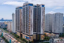 Ai đang bỏ tiền mua căn hộ trên 100 triệu đồng/m2?