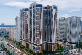 Ai đang bỏ tiền mua căn hộ trên 100 triệu đồng/m2?