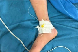 Hỏng gan, thận vì uống thuốc hạ sốt quá liều