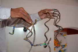 Sự thật người đàn ông rao bán móng tay dài hơn 1m giá 7 tỷ