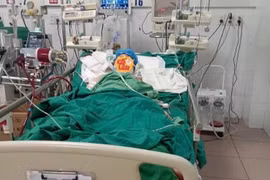 Chủ quan ho sốt, thiếu nữ 19 tuổi suy hô hấp nguy kịch