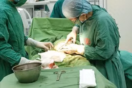 Đau tức bụng dưới, sản phụ mang thai 36 tuần phát hiện rau bong non nguy hiểm