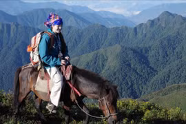 Cưỡi ngựa giữa biển mây Tà Chì Nhù, trải nghiệm độc đáo của Tây Bắc