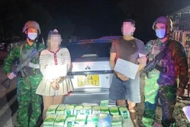 Đôi nam nữ vận chuyển 17kg ma tuý, 6.000 viên thuốc lắc qua biên giới