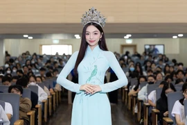 Hành động đẹp của Hoàng Ngọc Như sau đăng quang Hoa hậu Sinh viên Việt Nam