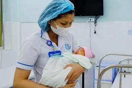 Cứu sản phụ bệnh tim nặng sinh con lần thứ 5