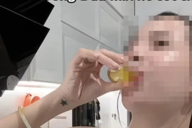 Trào lưu uống dầu ô liu khi bụng đói, bác sĩ nói gì?