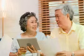 Tuổi già có con cái bên cạnh không bằng tự chủ được 3 điều