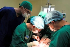 Mất toàn bộ cậu nhỏ vì chủ quan với vết loét không điều trị