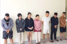  Trang trí phòng như quán bar để tụ tập 'bay lắc' bằng ma túy