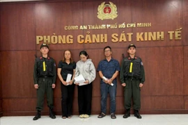 Triệt phá đường dây buôn lậu thực phẩm chức năng quy mô lớn tại TP HCM