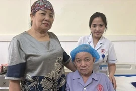 Cứu người thương binh tụ máu não nặng, nhiều bệnh nền