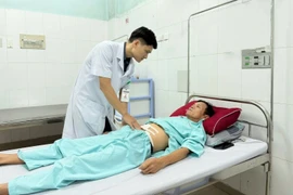 Hàng loạt bệnh nhân bị sưng tấy, chảy dịch sau mổ do vi khuẩn lạ