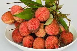 Người phụ nữ cấp cứu khi ăn hơn 100 quả vải, bác sĩ cảnh báo