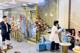 Thẩm mỹ NewKumho liên tục sai phạm, cần xử nghiêm?