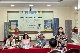 'Dòng chảy tâm ngôn của cha và con' trong hai tập thơ vừa ra mắt