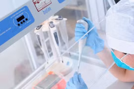 Xét nghiệm ADN, người đàn ông bàng hoàng '3 bố con không cùng huyết thống'