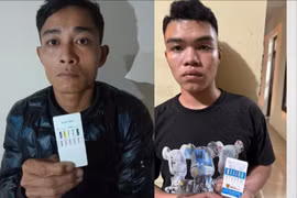 Phát hiện 10 nam nữ đang 'thác loạn' trong nhà nghỉ ở Ninh Bình