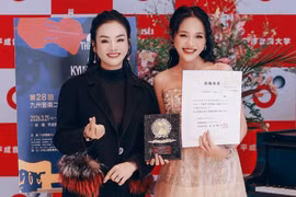 Tân Nhàn tự hào khi học trò đạt giải nhất cuộc thi âm nhạc quốc tế