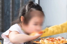 Những thực phẩm khiến trẻ dậy thì sớm