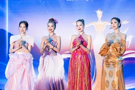 Miss University Vietnam 2025 gây sốt với bộ ba huấn luyện viên toàn hoa hậu