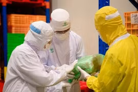 Kiểm tra nhà máy chế biến của C.P Việt Nam tại Hà Nội