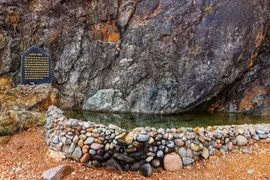 Thực hư truyền thuyết bí ẩn về Giếng Tiên ở Gia Lai