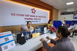 Tăng lương, điều thêm cán bộ tỉnh, giảm áp lực cho công chức cấp xã