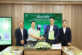 V-Green và Thế Giới Di Động lắp đặt hơn 2.000 trạm sạc, tủ đổi pin xe điện