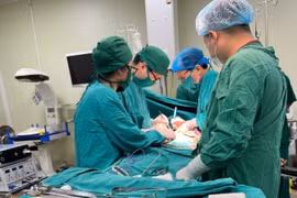 Hành trình 90 phút từ nguy kịch đến hồi sinh bệnh nhân ung thư nặng