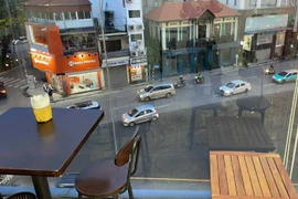 Chi nửa triệu đồng mua chỗ ngồi xem diễu binh, diễu hành từ trên cao