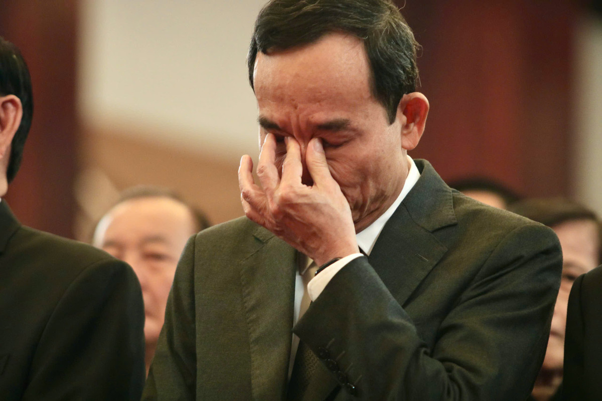 Khung cảnh xúc động tại lễ truy điệu.