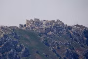 Giao tranh tiếp diễn, Israel kiểm soát lâu đài chiến lược ở Lebanon