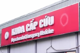 Tai nạn hy hữu trong nhà vệ sinh, bé 8 tuổi nhập viện khẩn cấp