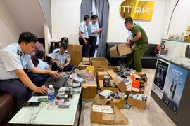 Cần Thơ tạm giữ hơn 1.300 sản phẩm thuốc lá điện tử nhập lậu