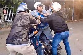 TP HCM: Bắt quả tang đối tượng tàng trữ ma túy khi đang lưu thông trên đường