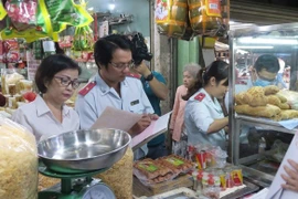 TP HCM kiểm soát chặt an toàn thực phẩm trước, trong và sau Tết Bính Ngọ