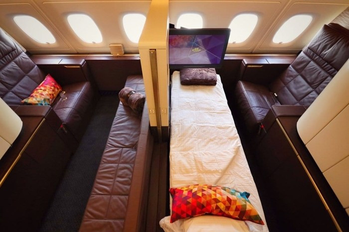 Trên Airbus A380 còn có những trải nghiệm xa xỉ với các hạng ghế đặc biệt như Residence (ba phòng riêng), First Apartment (căn hộ hạng nhất) và Business Studio. Ảnh: God Save The Points