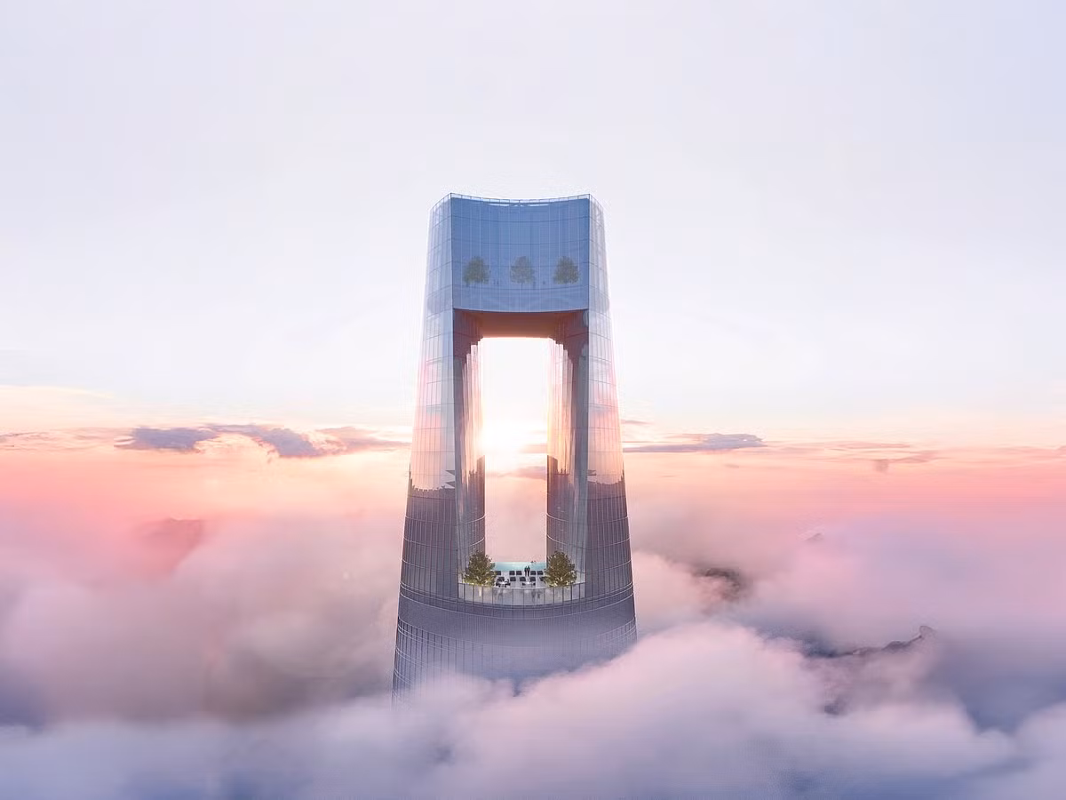 Với chiều cao 377 mét, tòa tháp mang tính biểu tượng này nổi bật trên nền trời vàng rực. Ảnh: Gulfnews