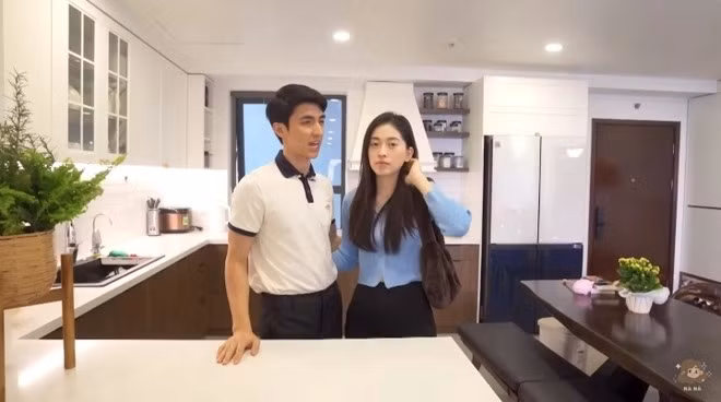 Sau đám cưới vào năm 2022, diễn viên Bình An và Á hậu Phương Nga dọn về sống trong căn hộ tại Hà Nội. Ảnh chụp màn hình