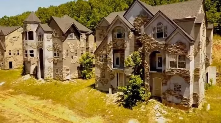 Khu nghỉ dưỡng Indian Ridge nằm cạnh Hồ Table Rock, gần thành phố Branson, Missouri (Mỹ), ra mắt rầm rộ vào năm 2006. (Ảnh: Sharilyn Neidhardt)