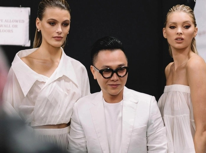 Trước khi vướng vòng lao lý, NTK Công Trí là cái tên lớn trong ngành thời trang, từng đưa các sản phẩm may đo cao cấp Việt Nam vươn ra thảm đỏ quốc tế. Ảnh: Người lao động