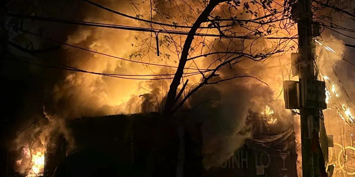 Hiện trường xảy ra vụ cháy ở Định Công Hạ