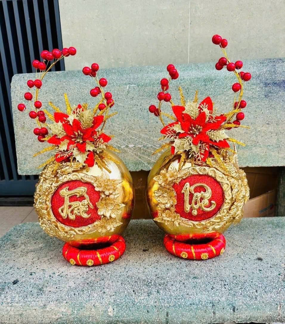 Dừa dát vàng size nhỏ dao động từ 2,8 - 3kg. Ảnh: FB Moon Phan