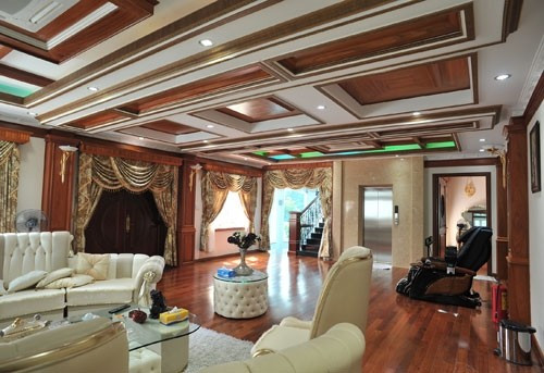 View - Khám phá biệt thự bề thế 100 tỷ của ca sĩ Trang Nhung | Báo Tri thức và Cuộc sống - TIN TỨC PHỔ BIẾN KIẾN THỨC 24H