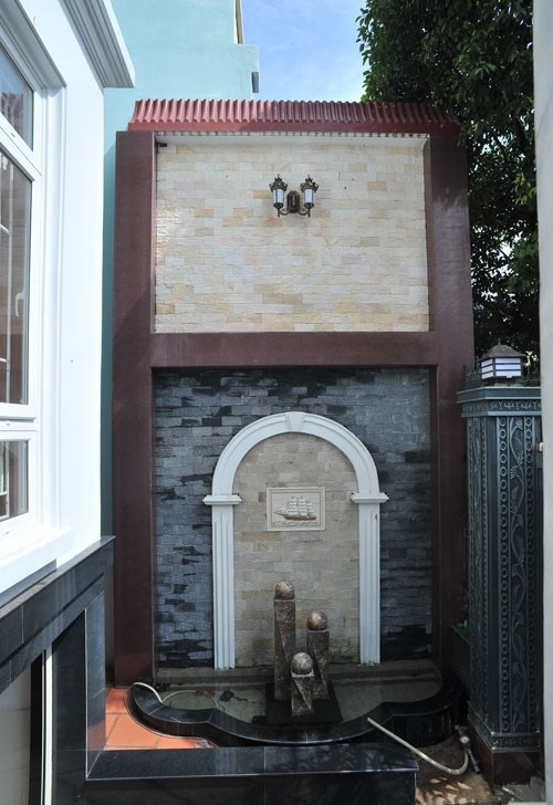 View - Khám phá biệt thự bề thế 100 tỷ của ca sĩ Trang Nhung | Báo Tri thức và Cuộc sống - TIN TỨC PHỔ BIẾN KIẾN THỨC 24H