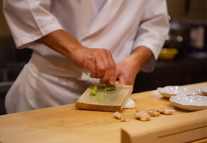 Chỉ khoảng 5% Wasabi là được làm từ củ Wasabi nguyên chất. Ảnh: Byfood