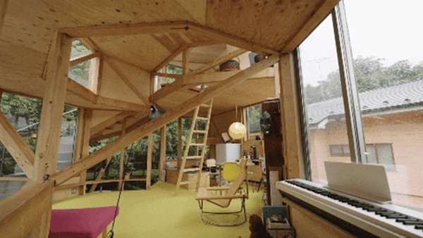 Quá trình xây dựng căn nhà kéo dài gần 2 năm với tổng chi phí mua đất và thiết kế khoảng 2,5 triệu NDT (tương đương hơn 8 tỷ đồng). Ảnh Toutiao