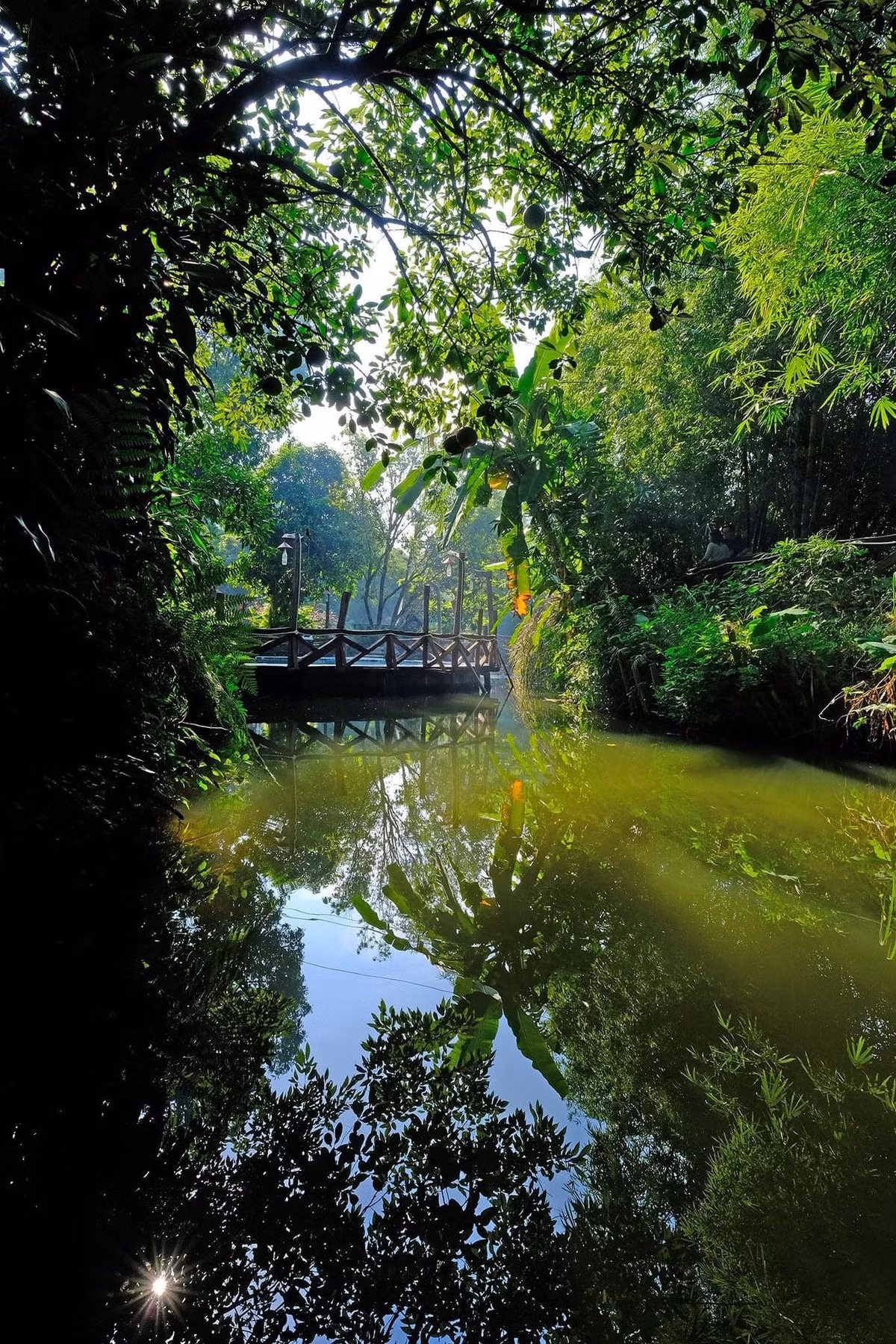 Khu nghỉ dưỡng không nhắm đến sự hào nhoáng hay đông đúc, mà thiên về sự tĩnh tại, riêng tư, phù hợp với những ai muốn thoát khỏi sự ồn ào của phố thị. Ảnh: Facebook